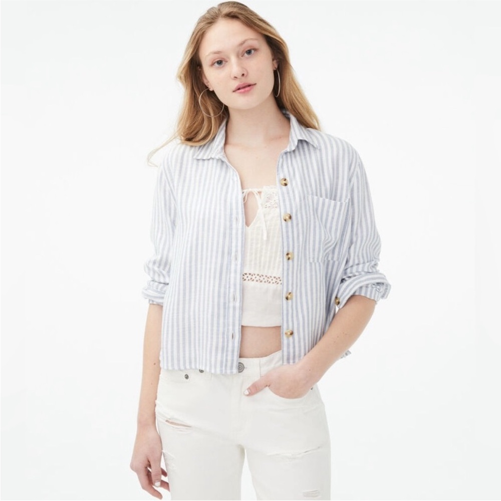 Aeropostale Stripped Cropped Button Down Long Sleeve Shirt, Size M